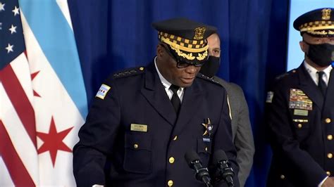 Chicago police officer charged, relieved of police powers